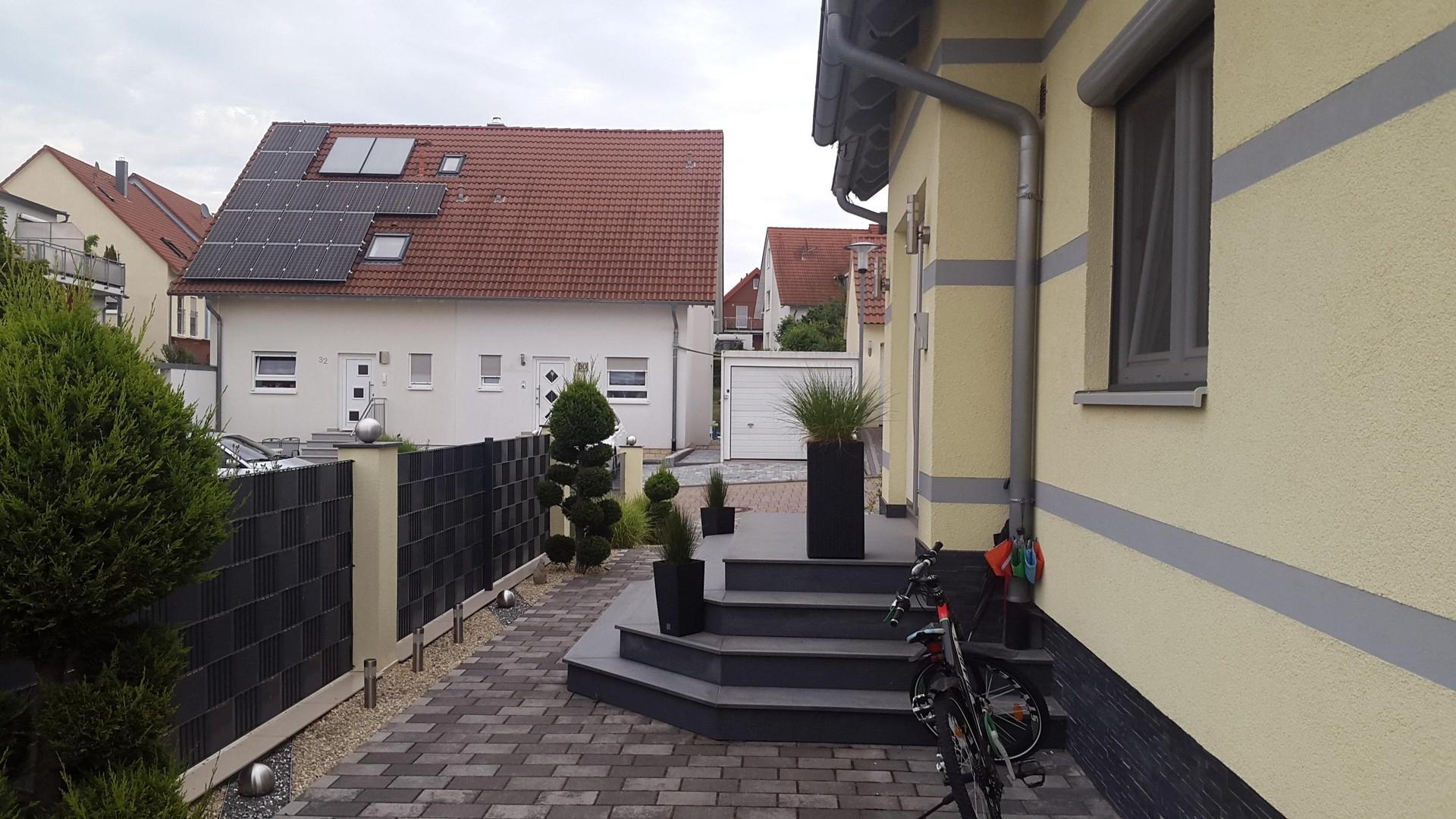 Haus/ Eingang Bereich