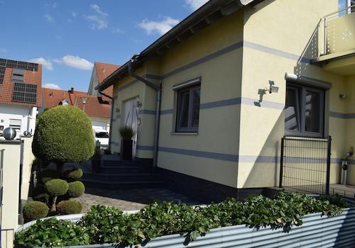 Haus / Gartenblick