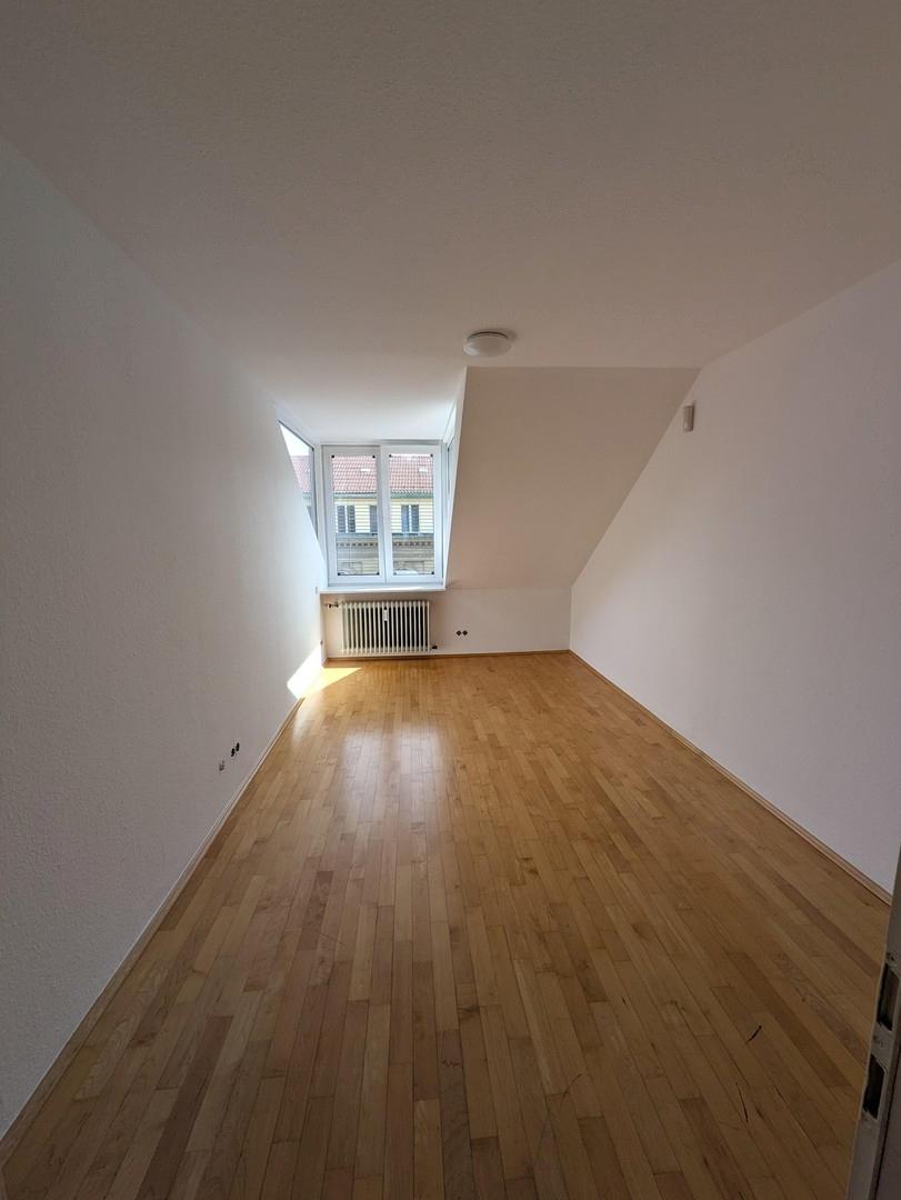 Kinderzimmer / Ankleidezimmer