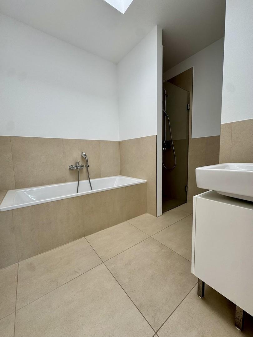 En Suite Bad