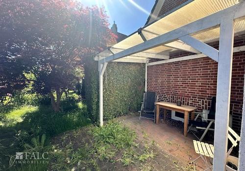 Terrasse mit Überdachung