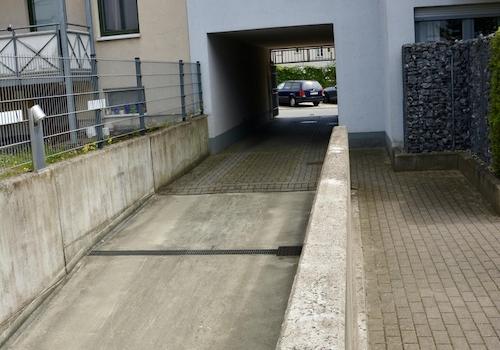 Einfahrt Tiefgarage
