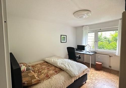 Schlafzimmer 3