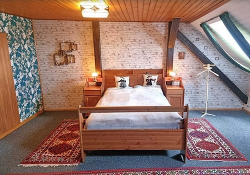 Whg. 3 - Schlafzimmer