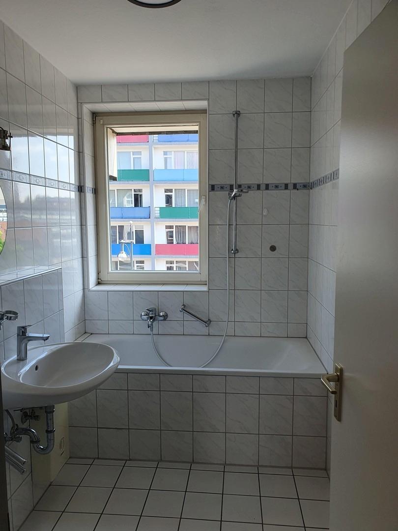 Bad zum Fenster