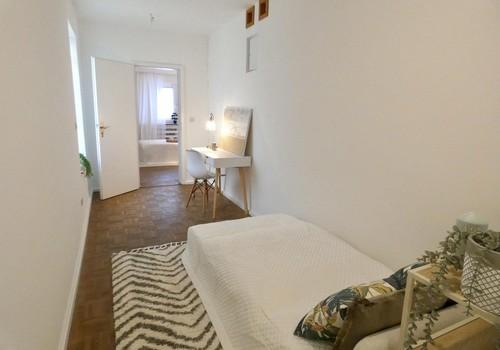 Gästebett / Büro
