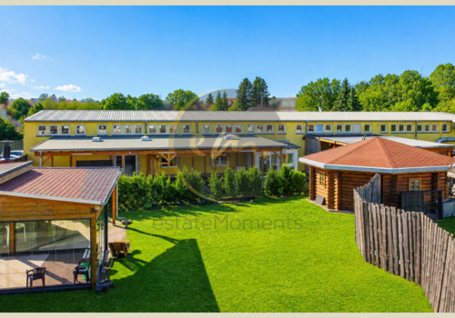 Drohne (Sauna Außenbereich)