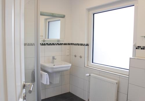 Badezimmer EG Whg