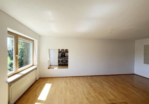 Blick in die Wohnung aus Küche