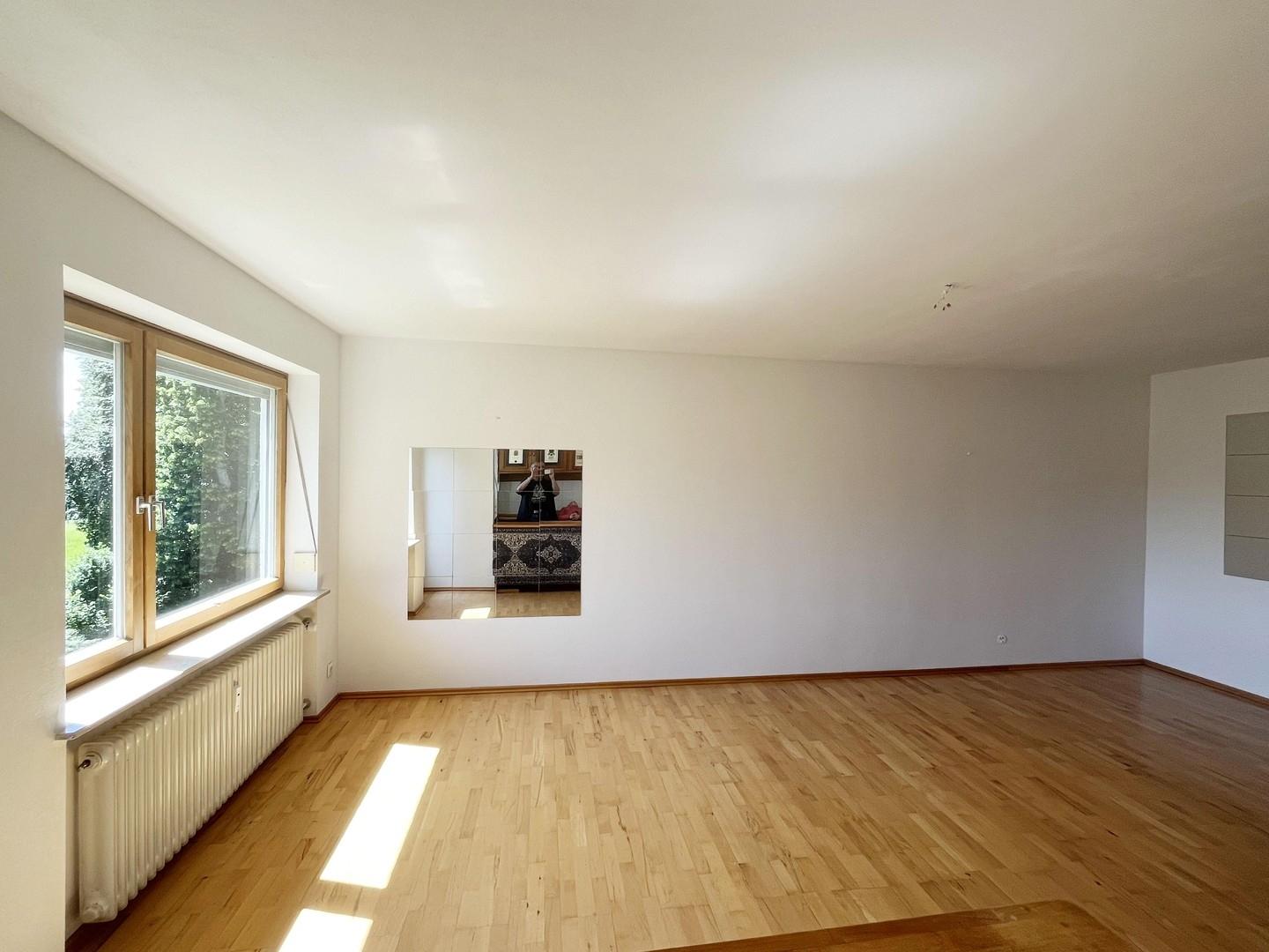 Blick in die Wohnung aus Küche