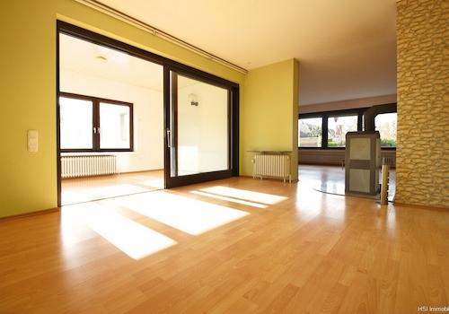 Esszimmer mit Loggia