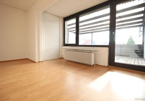 Zimmer mit Balkon