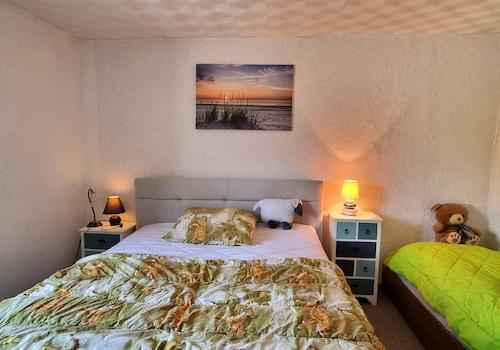 R. Seite Schlafzimmer