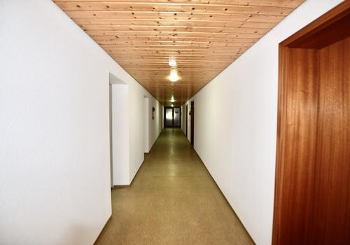 Flur zu den Wohnungen