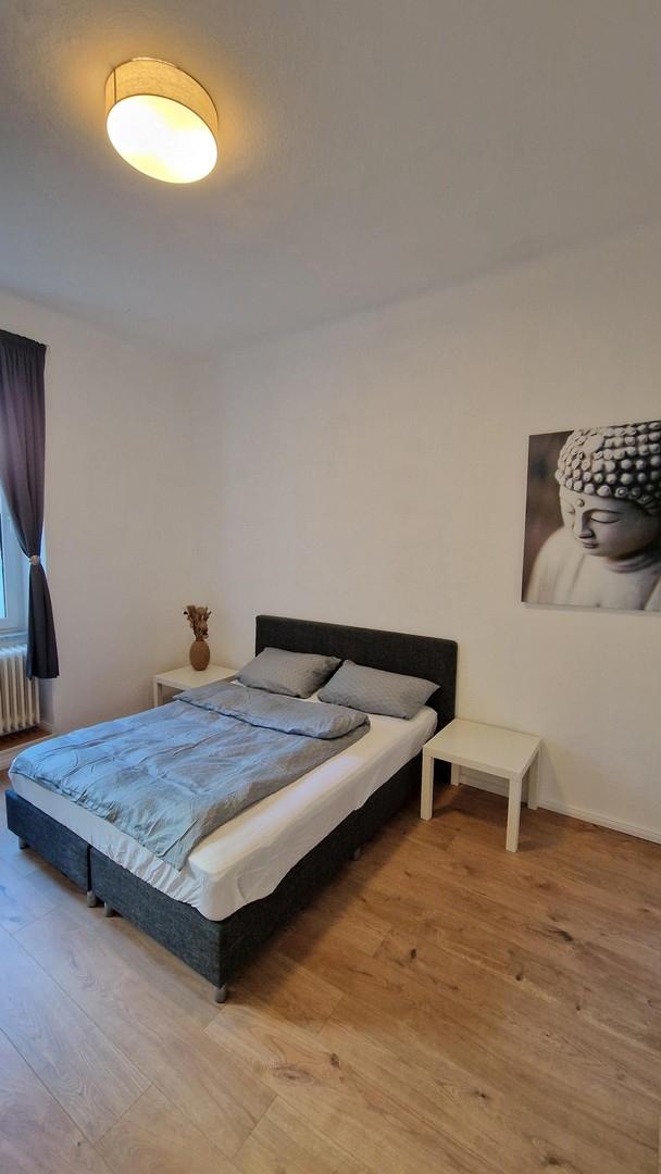Schlafzimmer 2