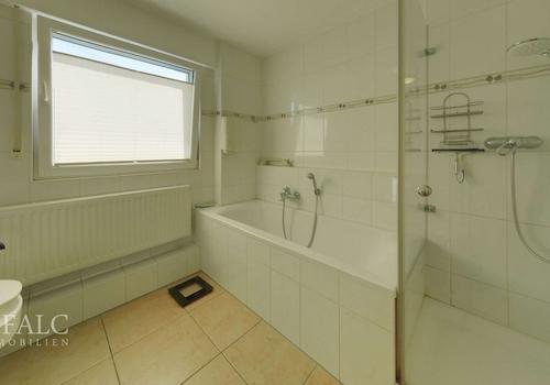 Badezimmer 1.OG
