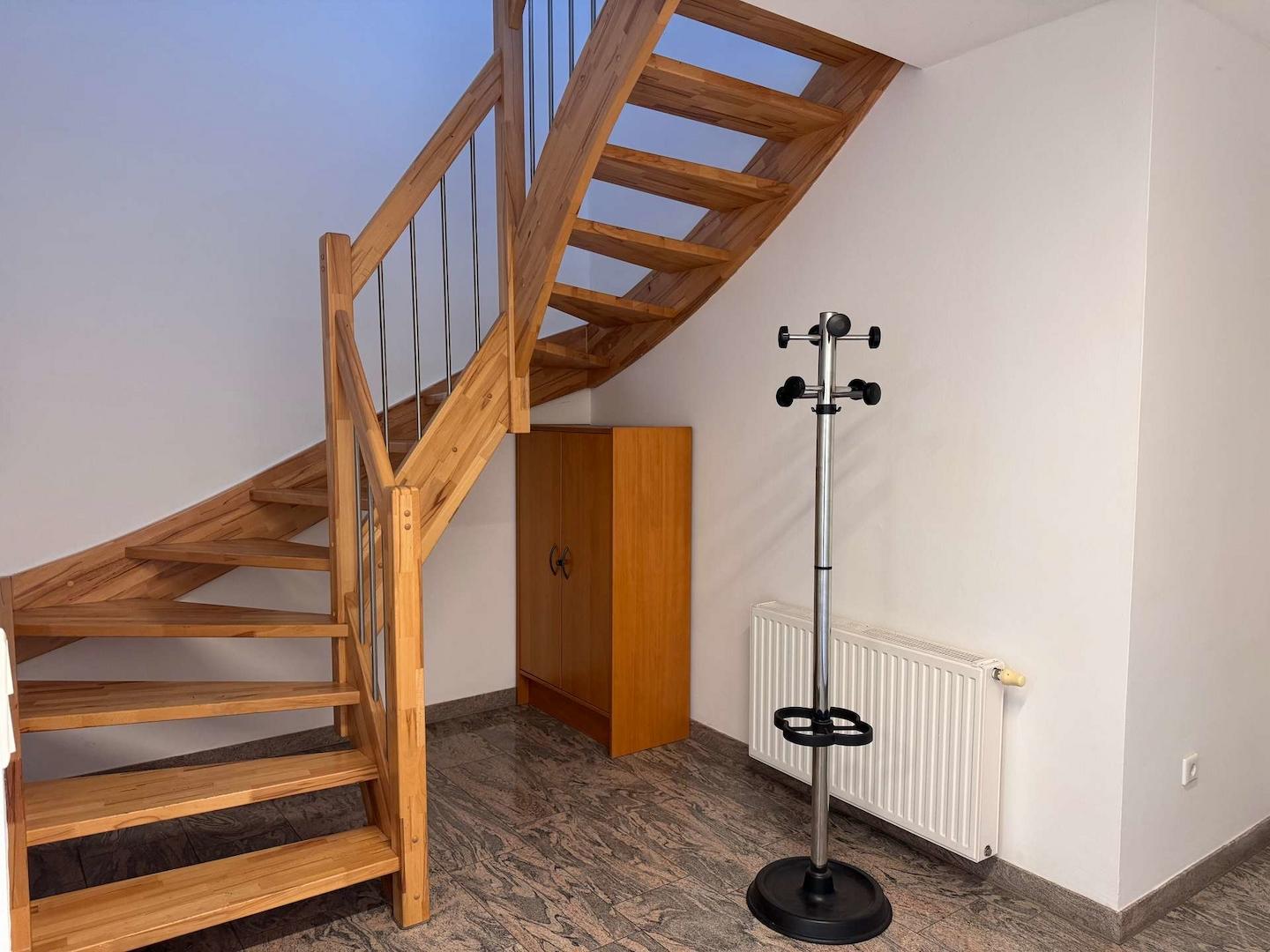 Flur mit Treppe