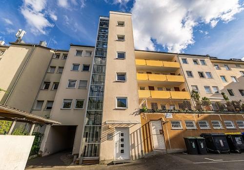 Gebäude