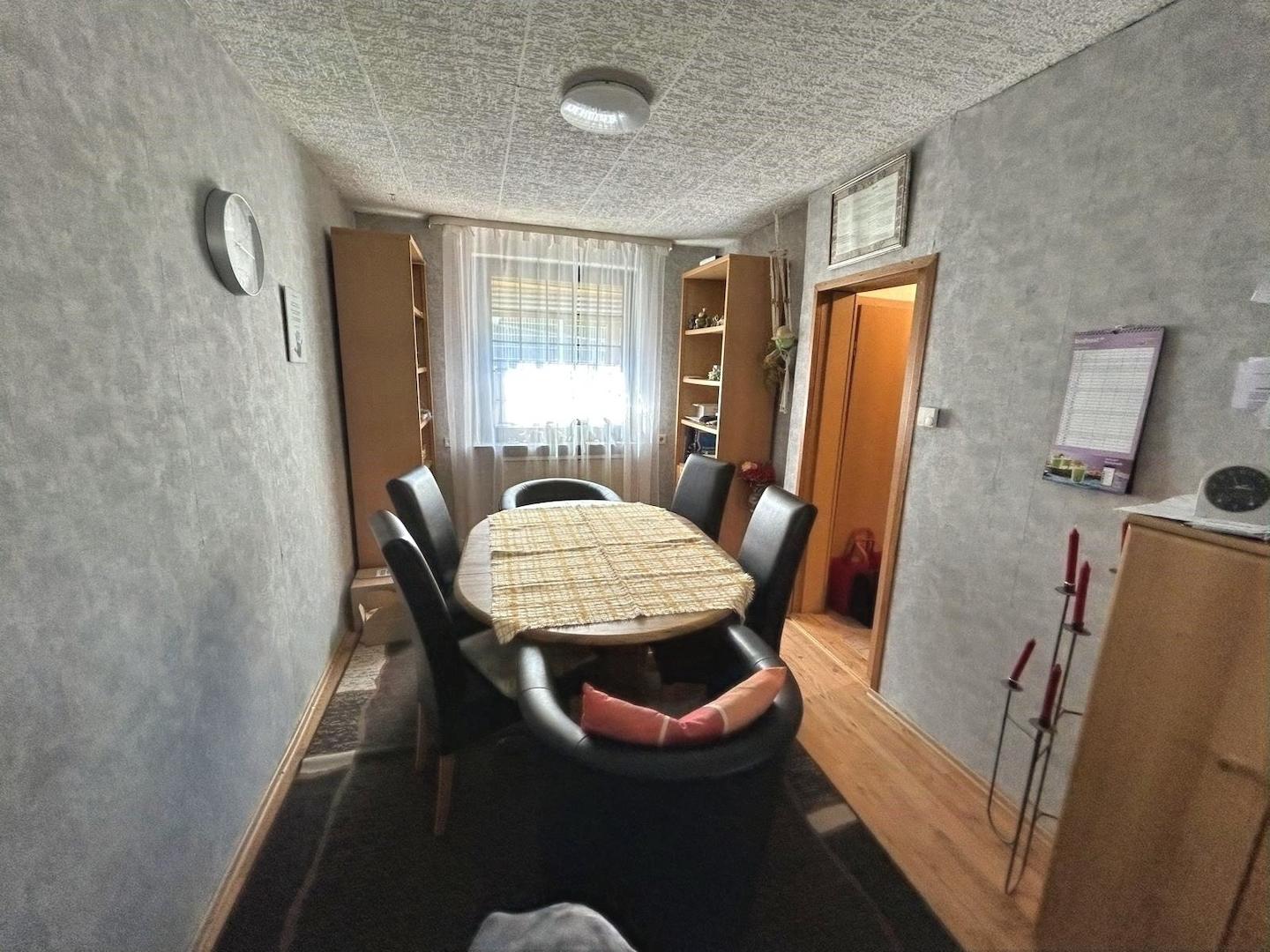 Esszimmer (früher Küchenbereich)