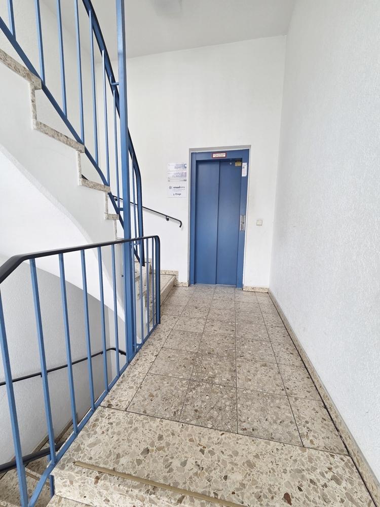 Hausflur zur Garage