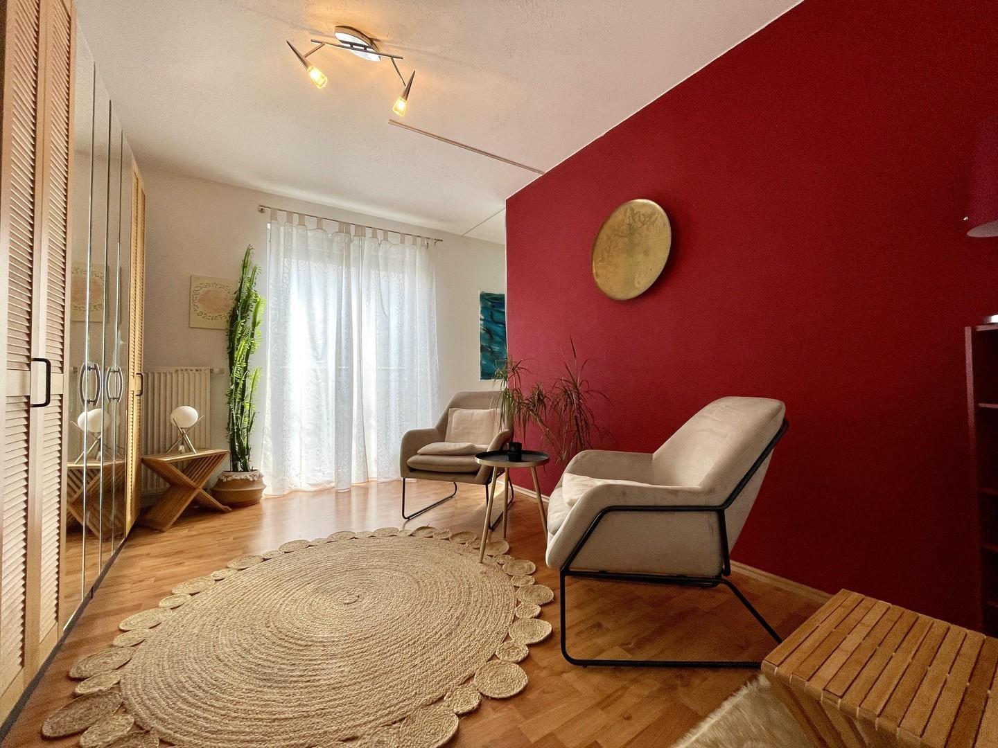 Büro 2 im OG