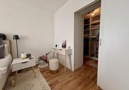 Begehbarer Kleiderschrank