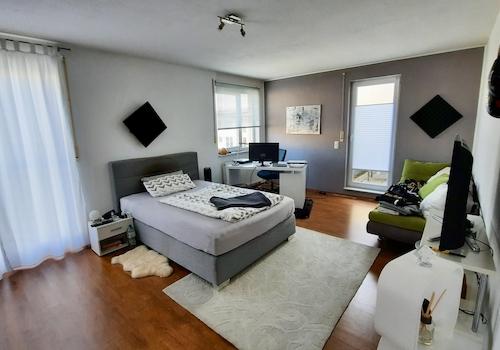 Schlafzimmer DG