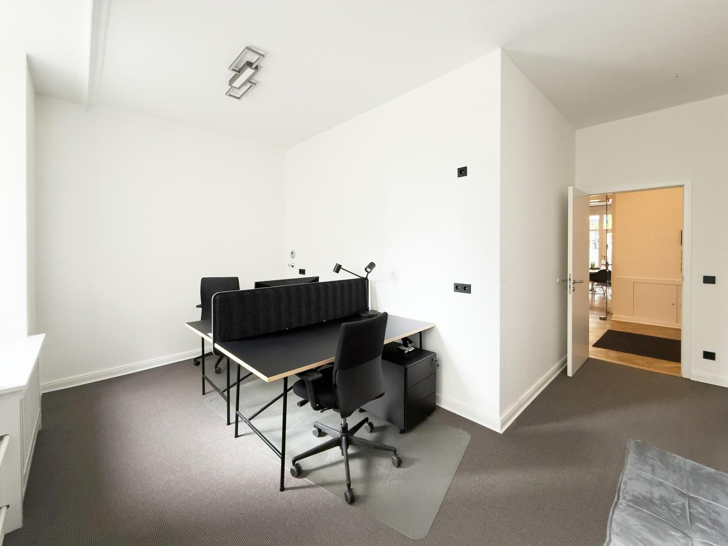 Büro3