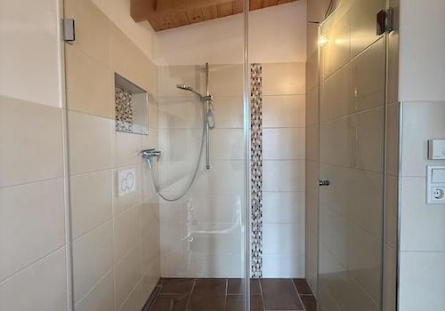 Dusche im DG