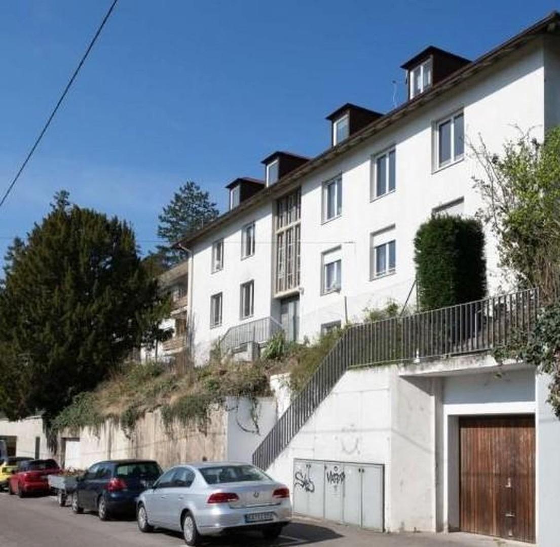 Hausansicht von der Straße