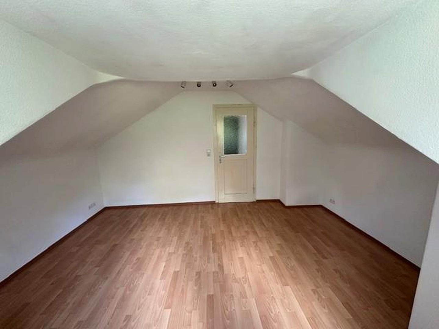 Blick Richtung Zimmertür