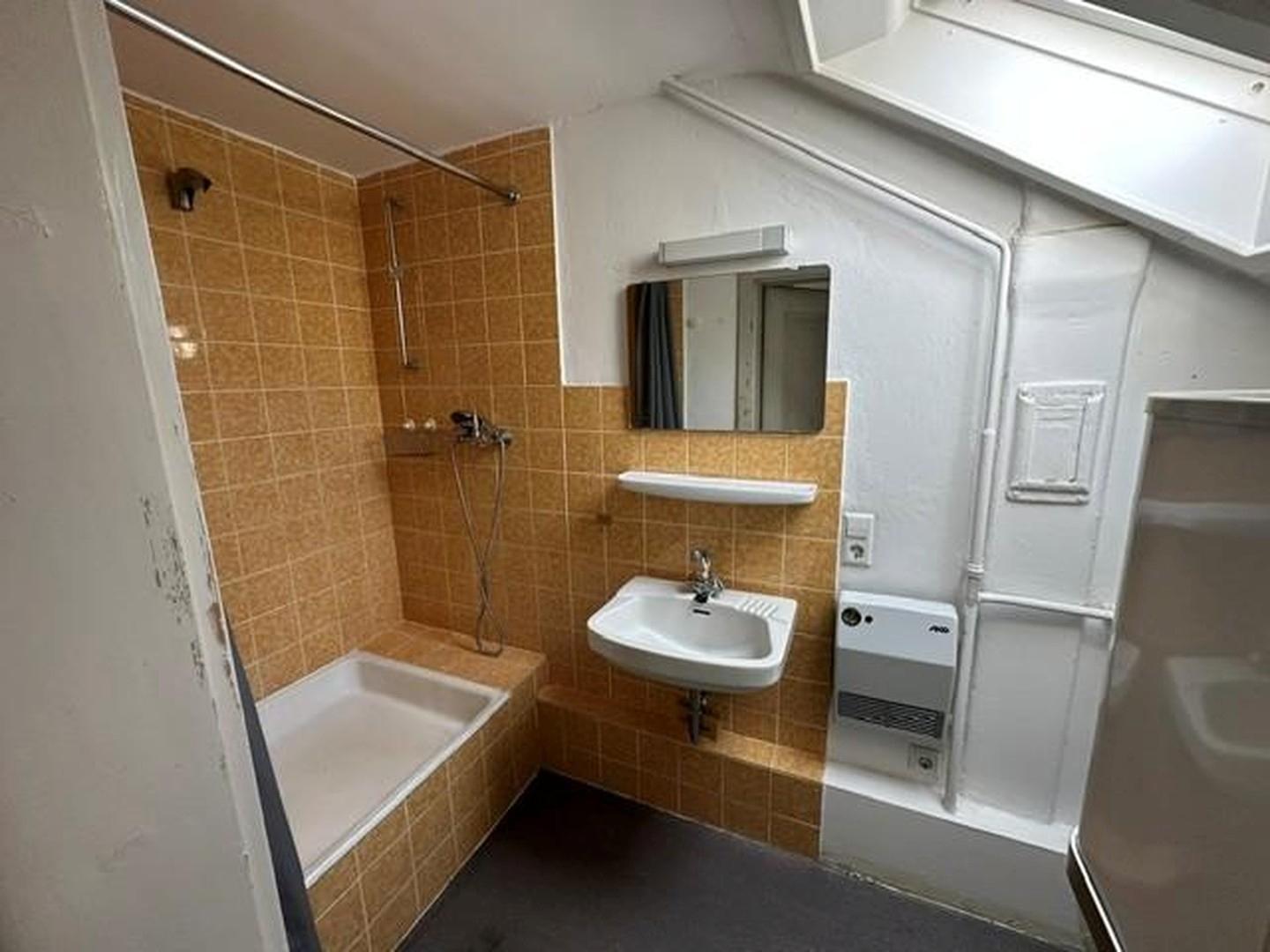 Bad mit Dusche