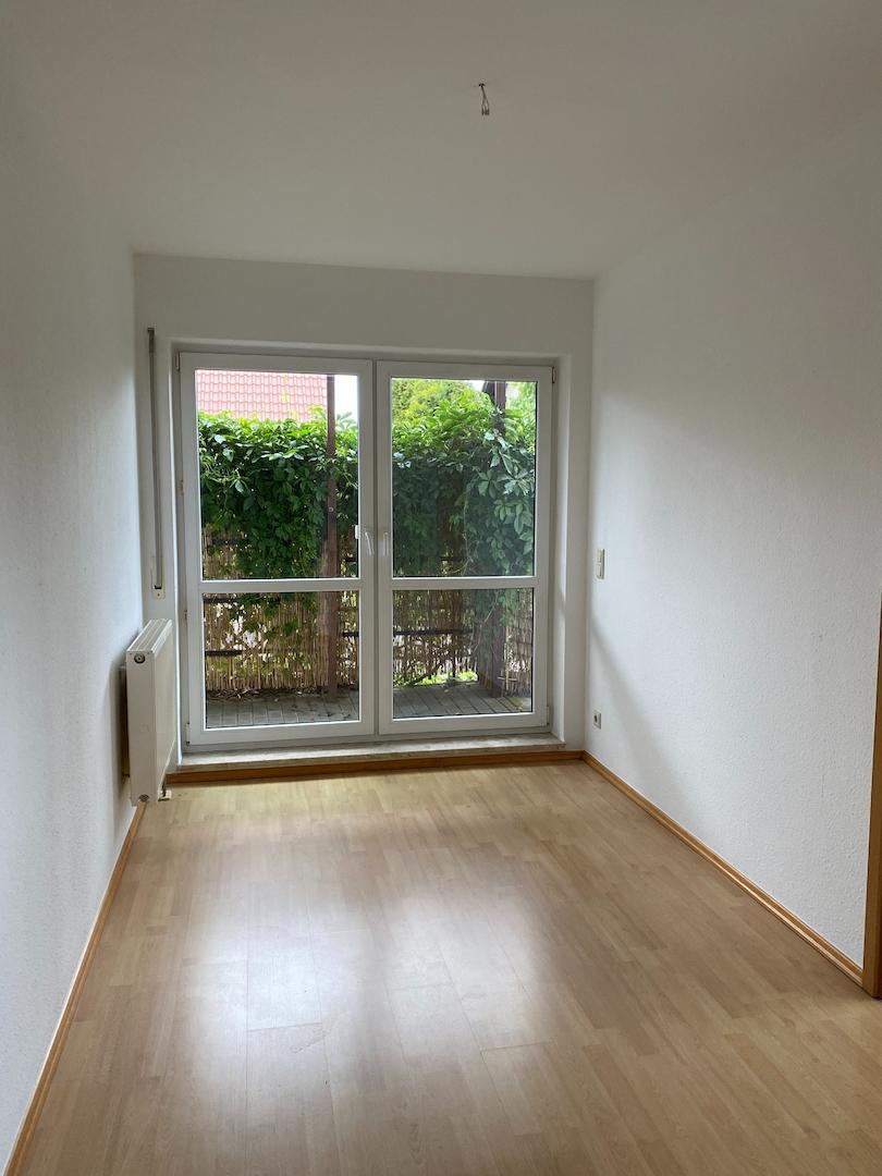 Essdiele mit Ausgang Terrasse