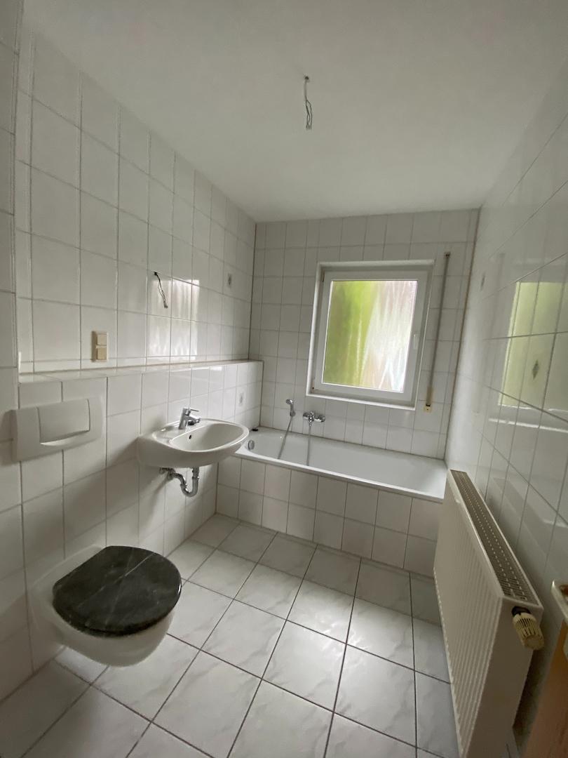 Tageslichtbad mit Wanne 