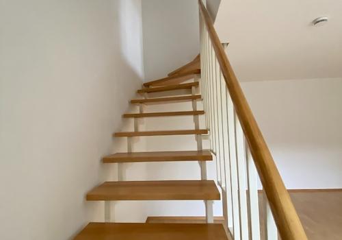Wohnraumtreppe zur 2. Wohnebene