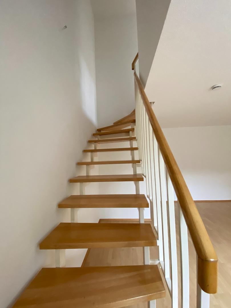 Wohnraumtreppe zur 2. Wohnebene