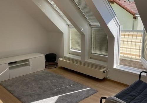 Teilmöbliert mit Balkon 