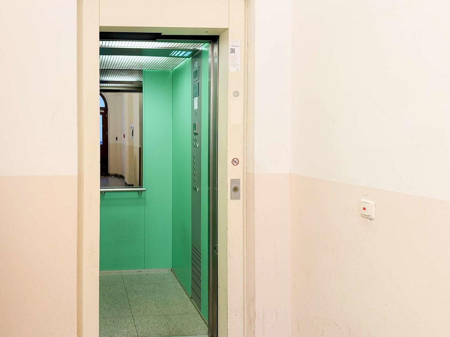 Fahrstuhl