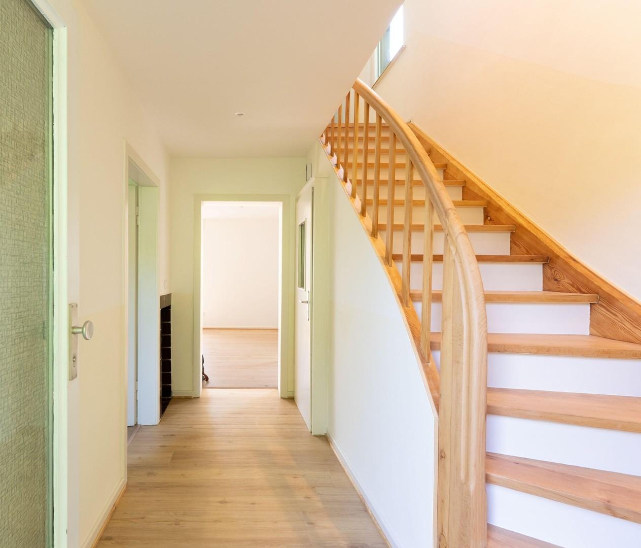 Eingangsbereich mit Treppe