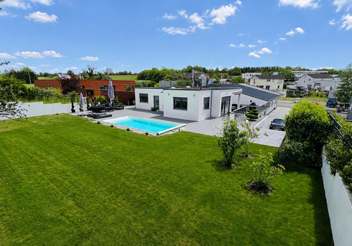 Wohhaus und Garten