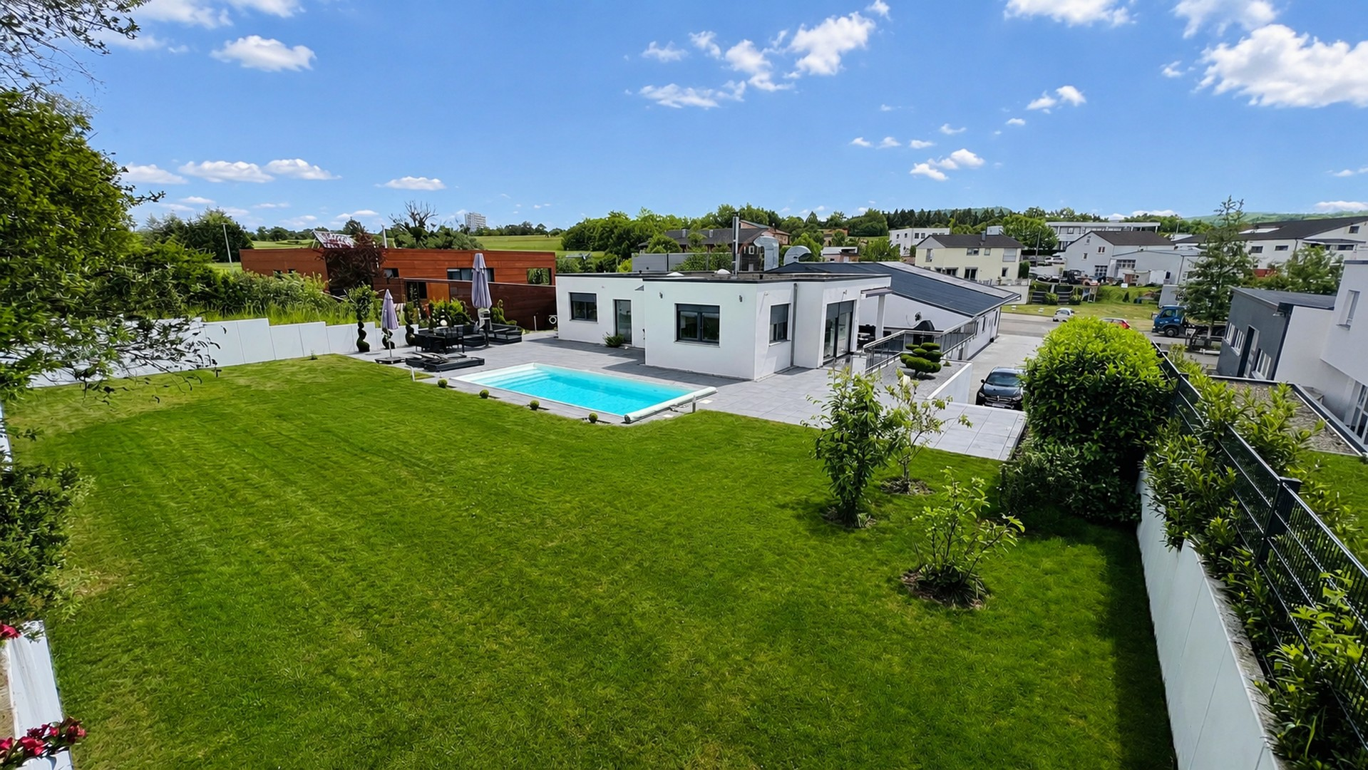 Wohhaus und Garten