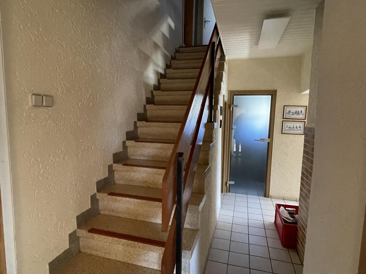 Treppe zum 1. OG