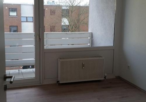 Zimmer mit Sonnenbalkon