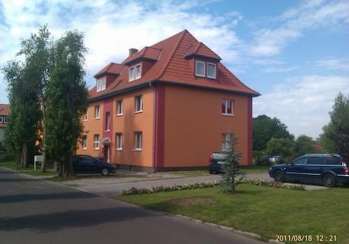 Ansicht von der Einsteinstraße