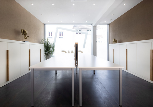 4-Desk