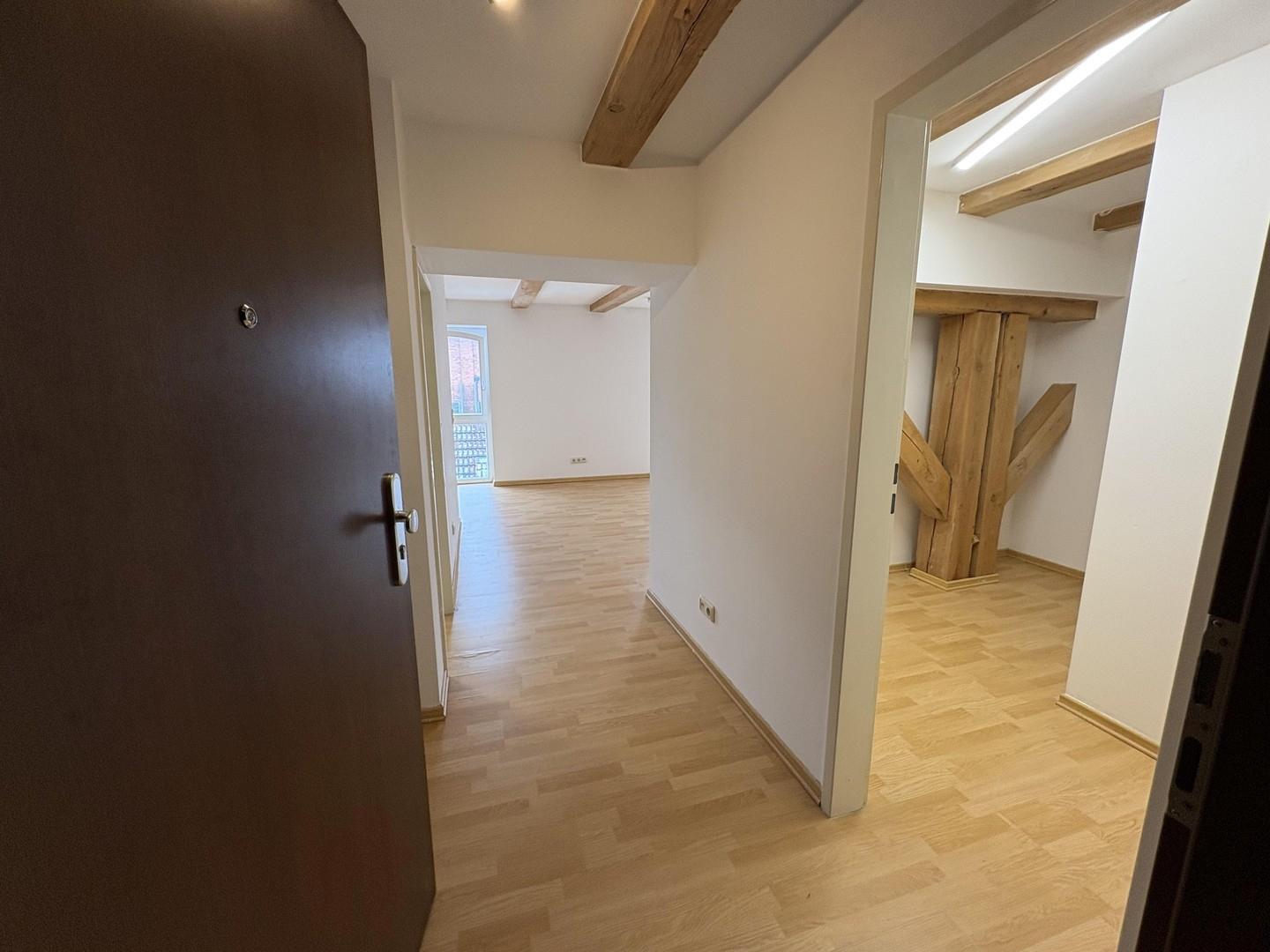 Eingang, Flur, Abstellkammer