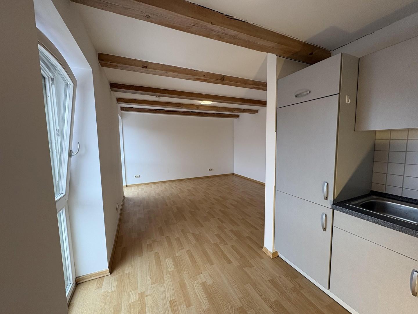 Küche, Wohnzimmer