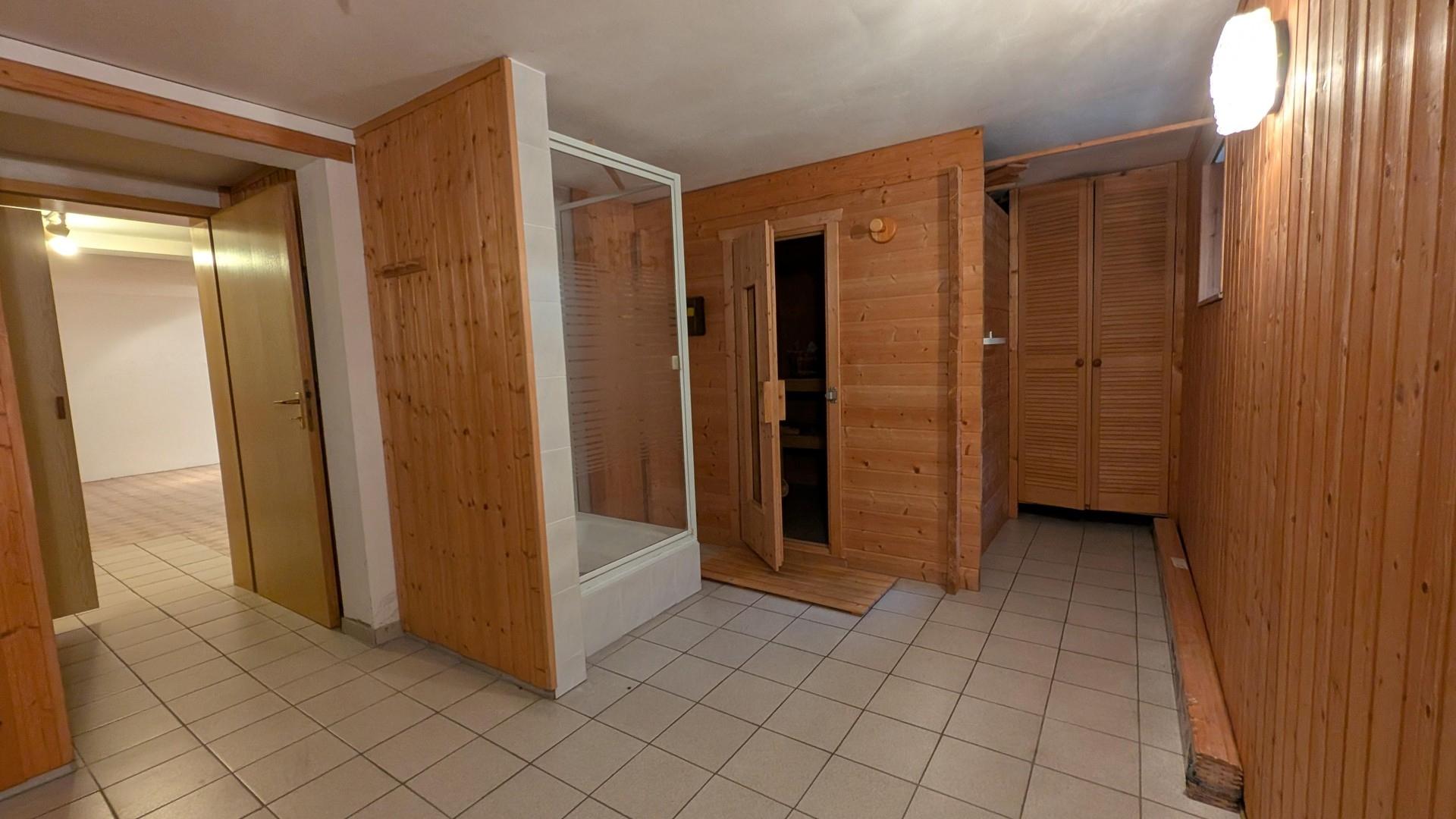 KG (Waschküche, Sauna)