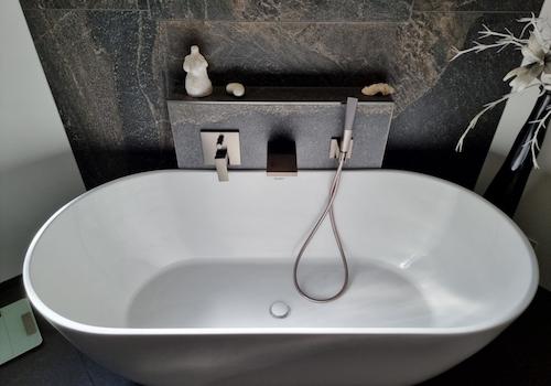 freistehende Badewanne DG