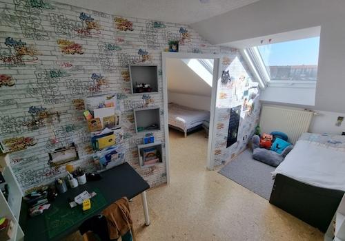 Zimmer 2. DG